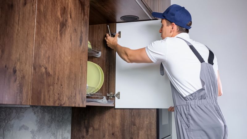 Kitchen Cabinet Repair detail